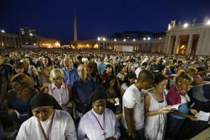 A crowd fills St. Peter's Square at the Vatican as Pope Francis leads a vigil to pray for peace in Syria Sept 7. (CNS photo/Paul Haring) 
