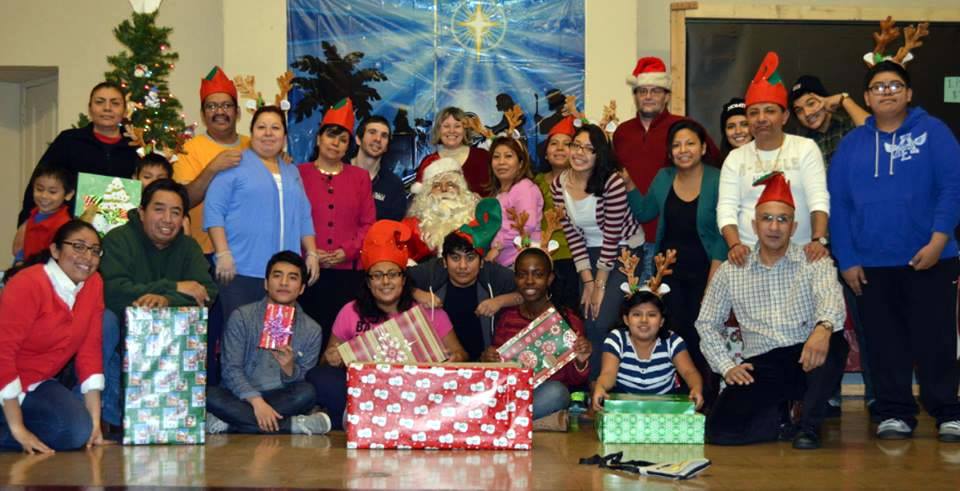 The youth at Holy Family-St. Thomas Aquinas parish, Park Slope, are already itching to go to Poland for World Youth Day (WYD), 2016. So, the trip was on their minds even as they prepared for this Christmas season. They organized a fundraiser for WYD with a visit from Santa and a food sale. 