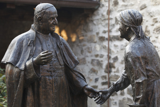 BLESSED JOHN XXIII SHOWN GREETING HIS MOTHER IN STATUE SET AT HIS BIRTHPLACE