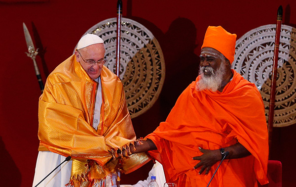 Pope Francis with Hindu Kurukkal SivaSri T. Mahadeva
