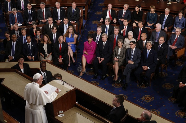 Pope Francis addresses a joint meeting of Congress at the U.S. Capitol in  Washington Sept. 24. In the first such speech by a pope, he called on Congress to stop bickering as the world needs help.  (CNS photo/Paul Haring)
