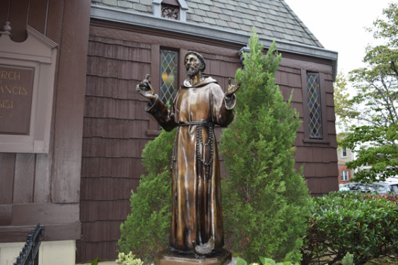 Feast_StFrancisOfAssisi-statue-