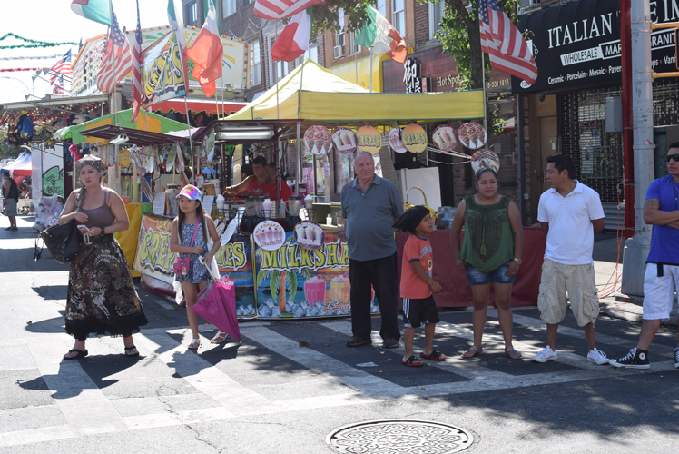 Bensonhurst Feast Links Italians With Homeland The Tablet