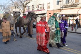 Three Kings Finally Make It to Williamsburg