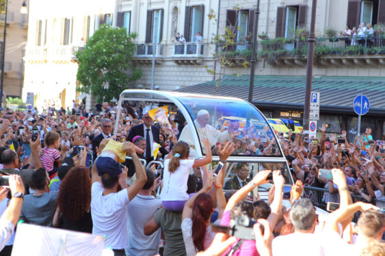 Pietro D'Antoni Photo of Pope Francis arrival to the Young People event at the Piazza Politeama Sept 15, 2018