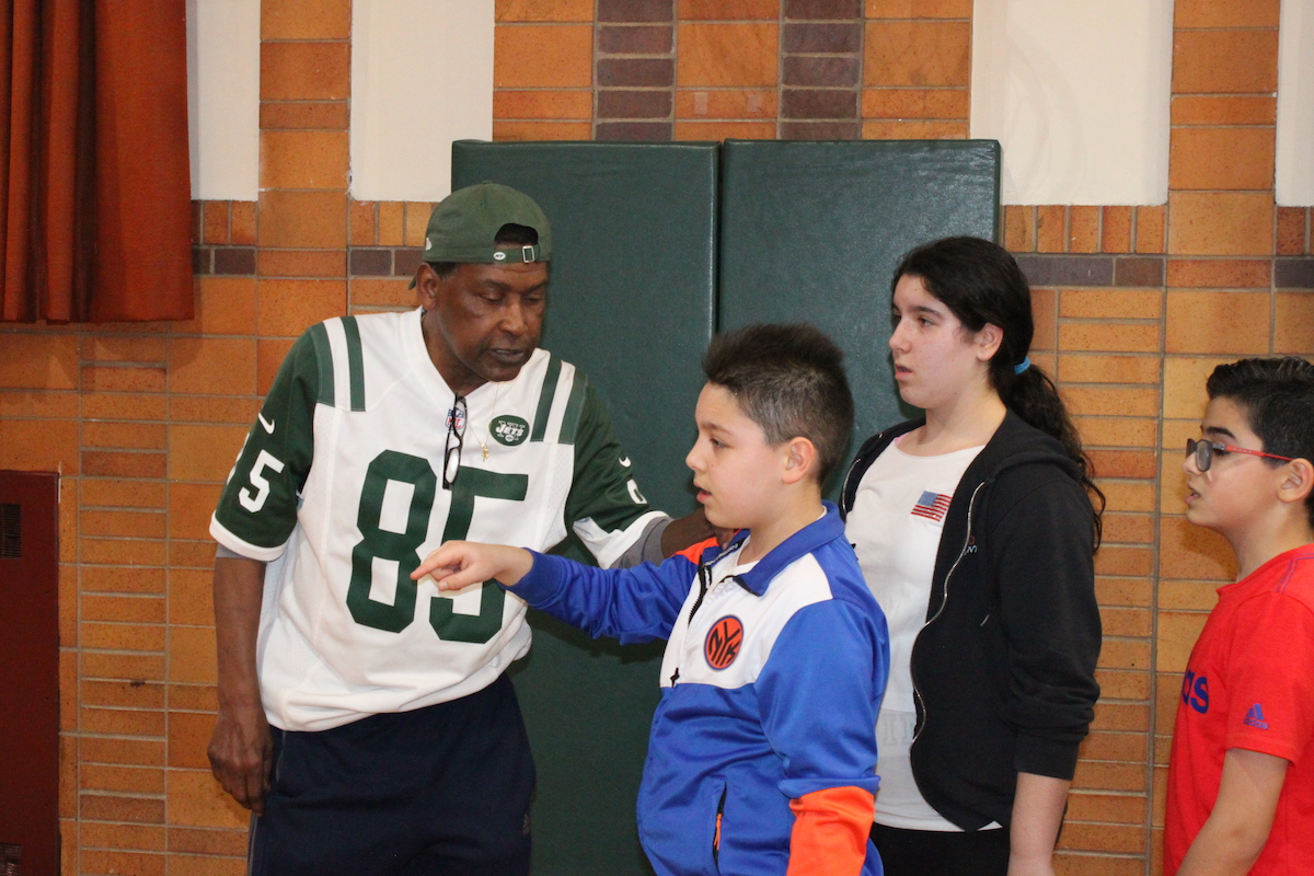 Former Jets Kickoff Flag Football Season - The Tablet