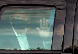 Trump Departs Hospital With Face Mask and a ‘Thumbs Up’
