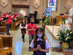 Students’ Rally Honors Rosary and Relic of Blessed Carlo Acutis