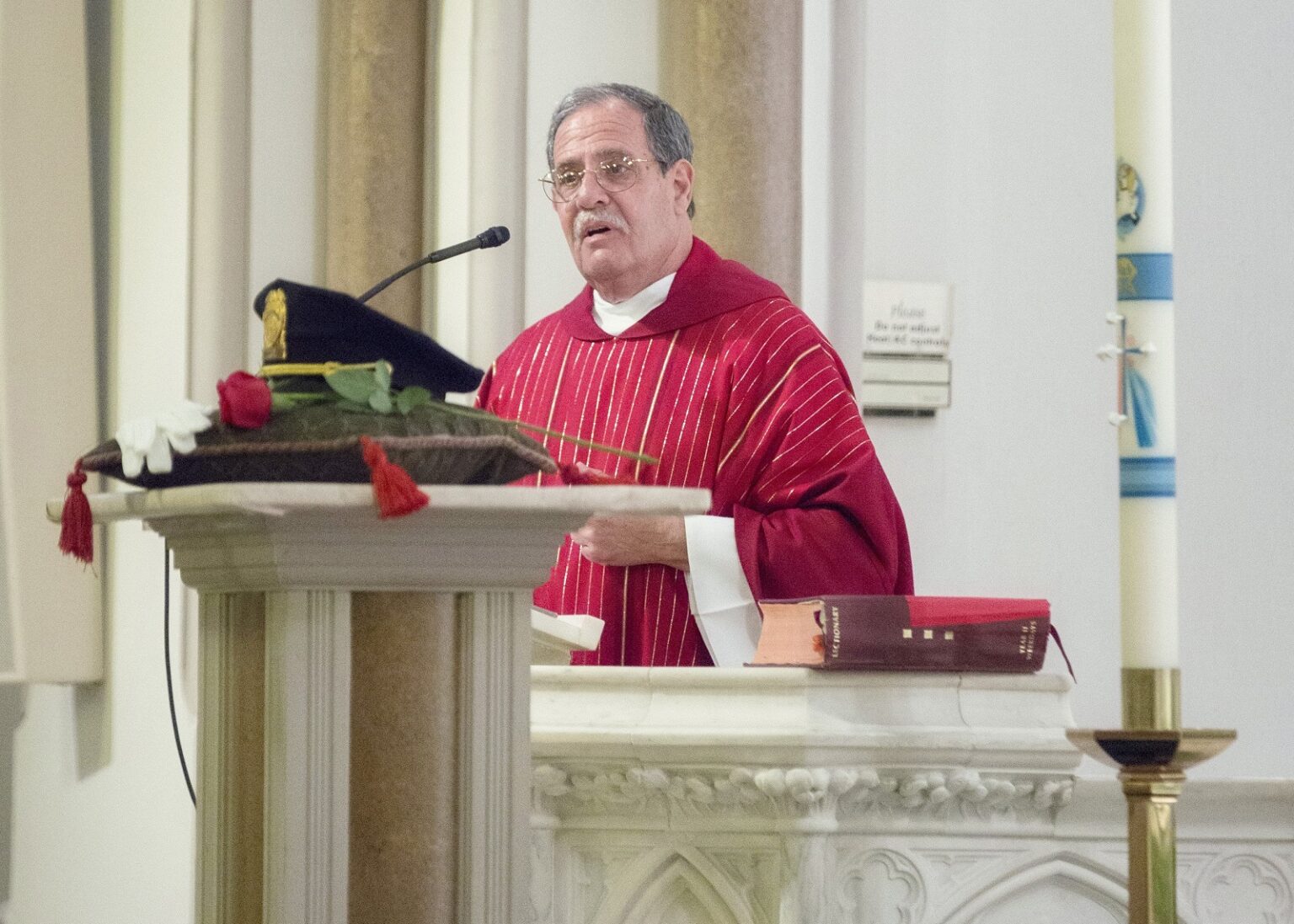 Priest Continues to Counsel Police One Year After Capitol Insurrection ...