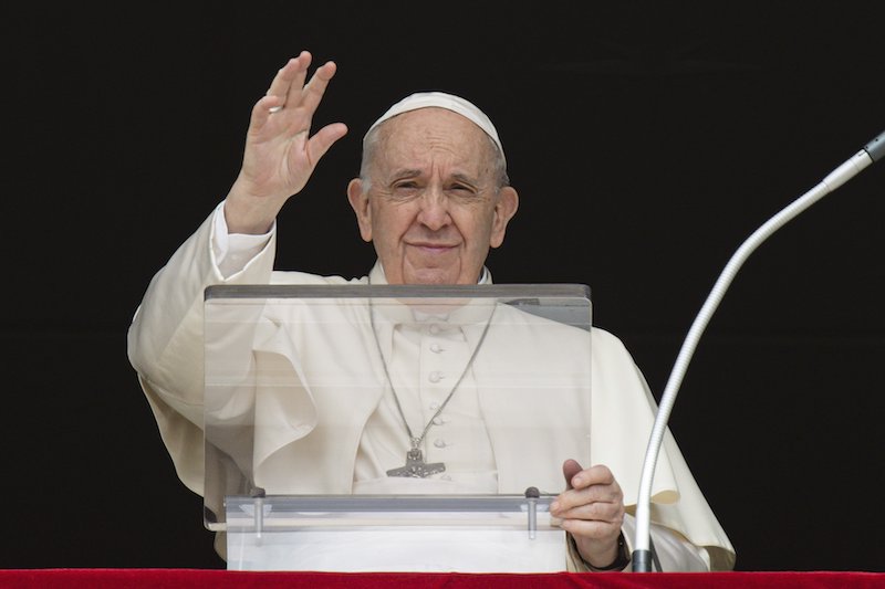Pope Francis Calls for End to Senseless War in Ukraine - The Tablet
