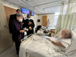 Cardinal Tagle’s Visit is ‘Like Sunlight’ For a Queens Hospital’s Staff and Patients 