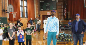 Clyde Frazier Hosts Hoops Clinic for St. Kevin’s Youth
