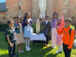 Outdoor ‘Hour of Prayer’ Engages Children, Families at Christ the King