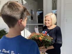 Too Young to Remember Attacks,  Breezy Point Kids Visit 9/11 Victims’ Families in Queens