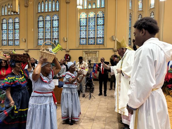 Worshippers Fill St. Jerome Church in Brooklyn to Celebrate Haiti’s Independence Amid TPS Uncertainty