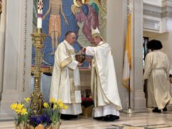 In Brooklyn, Cathedral Basilica of St. James Fills With Hope on Easter
