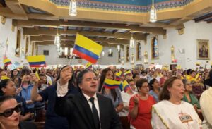 Faith and Flags Fill Queens Church in Solidarity for Colombia Quake Victims